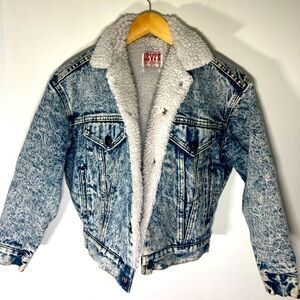LEVIS JACKET